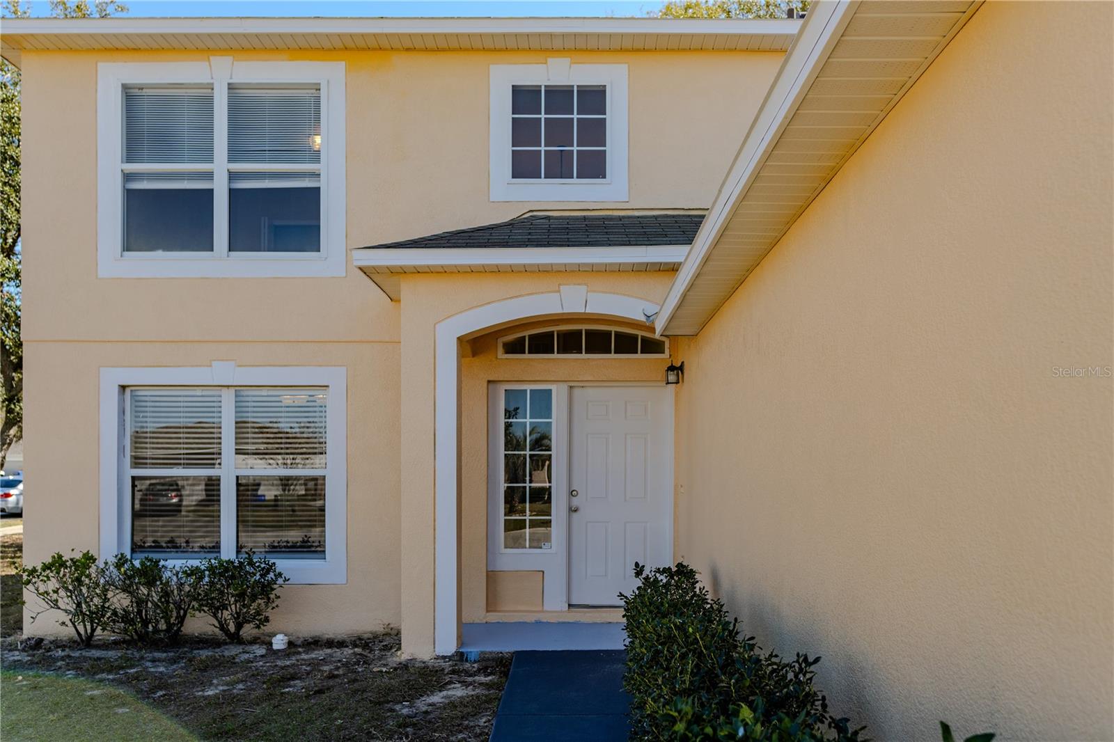 Image 3 of 42 For 274 Curtis Avenue