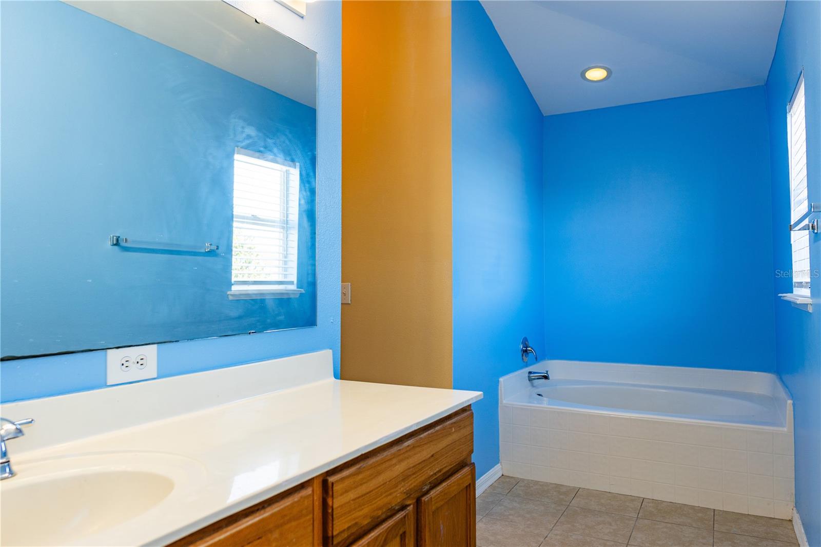 Image 37 of 42 For 274 Curtis Avenue