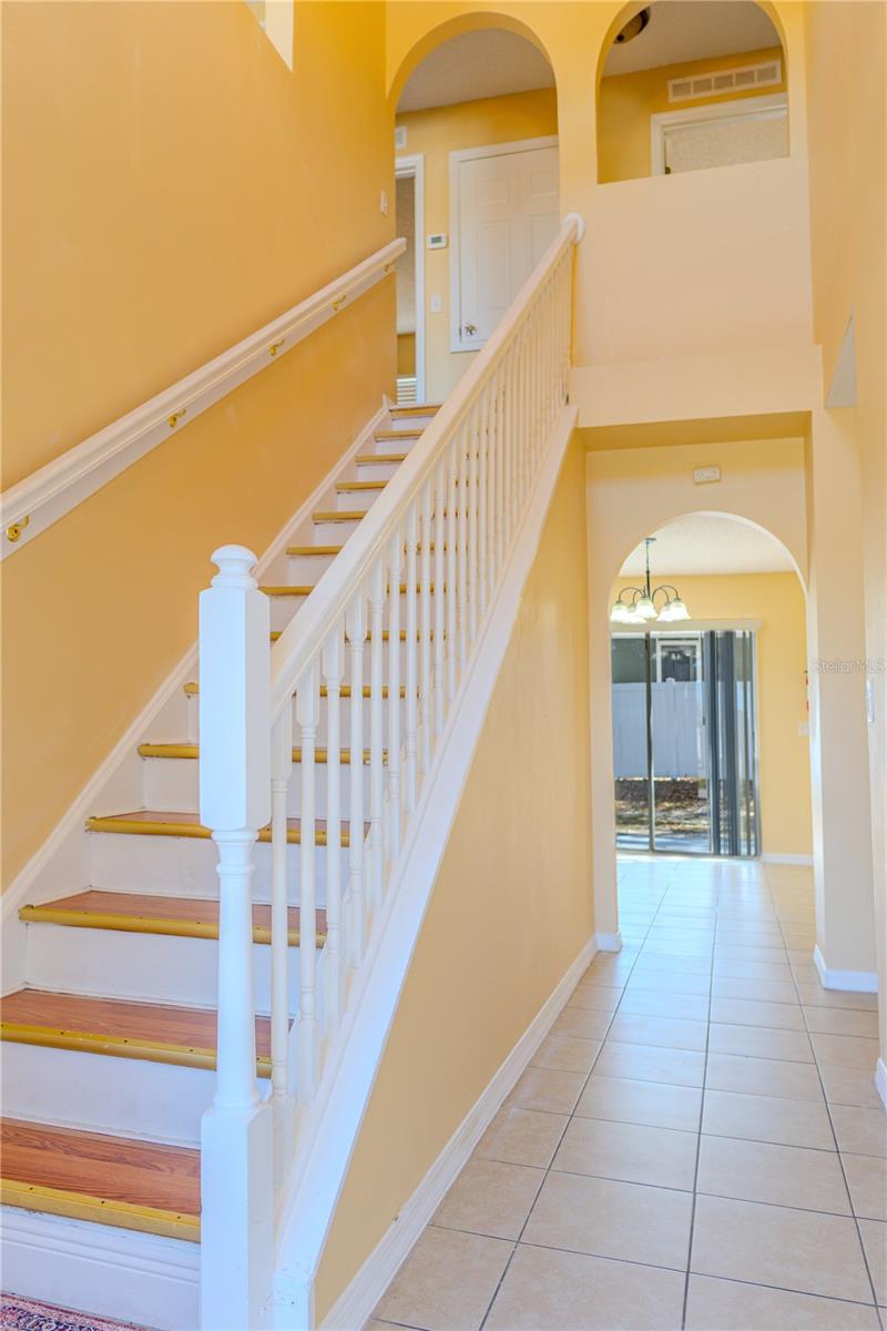 Image 5 of 42 For 274 Curtis Avenue