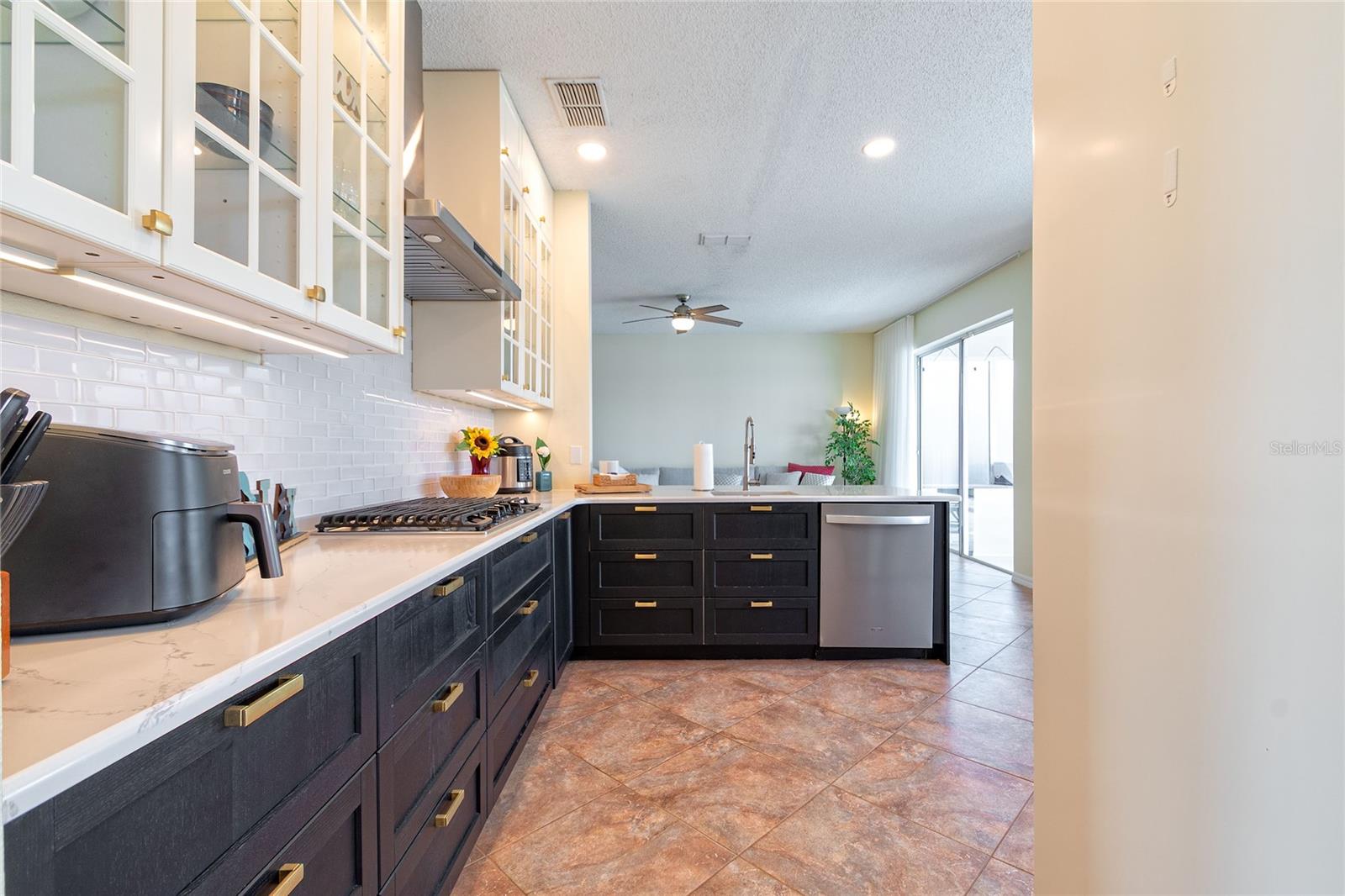 Image 19 of 39 For 13731 Waterhouse Way