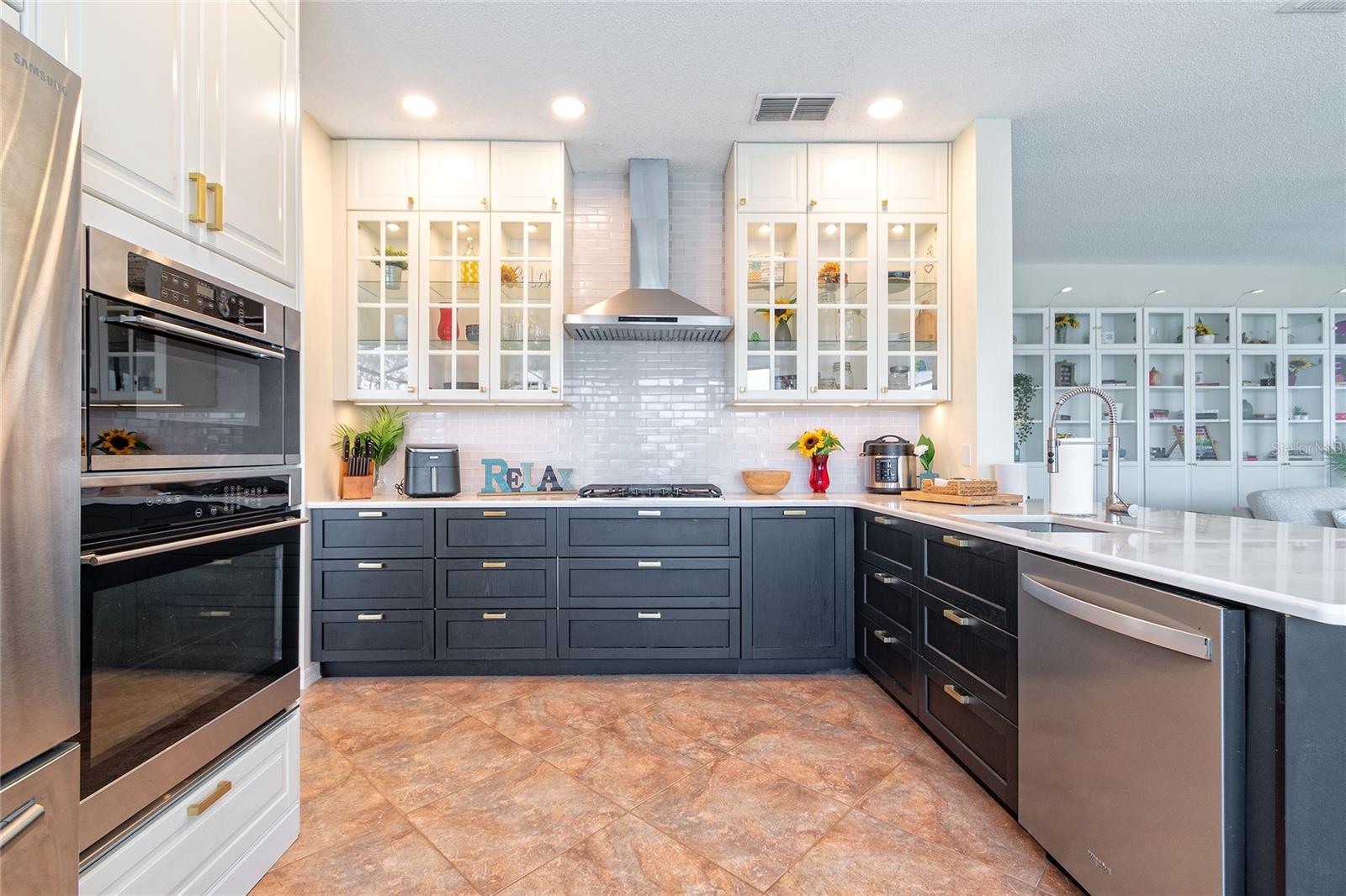 Image 20 of 39 For 13731 Waterhouse Way