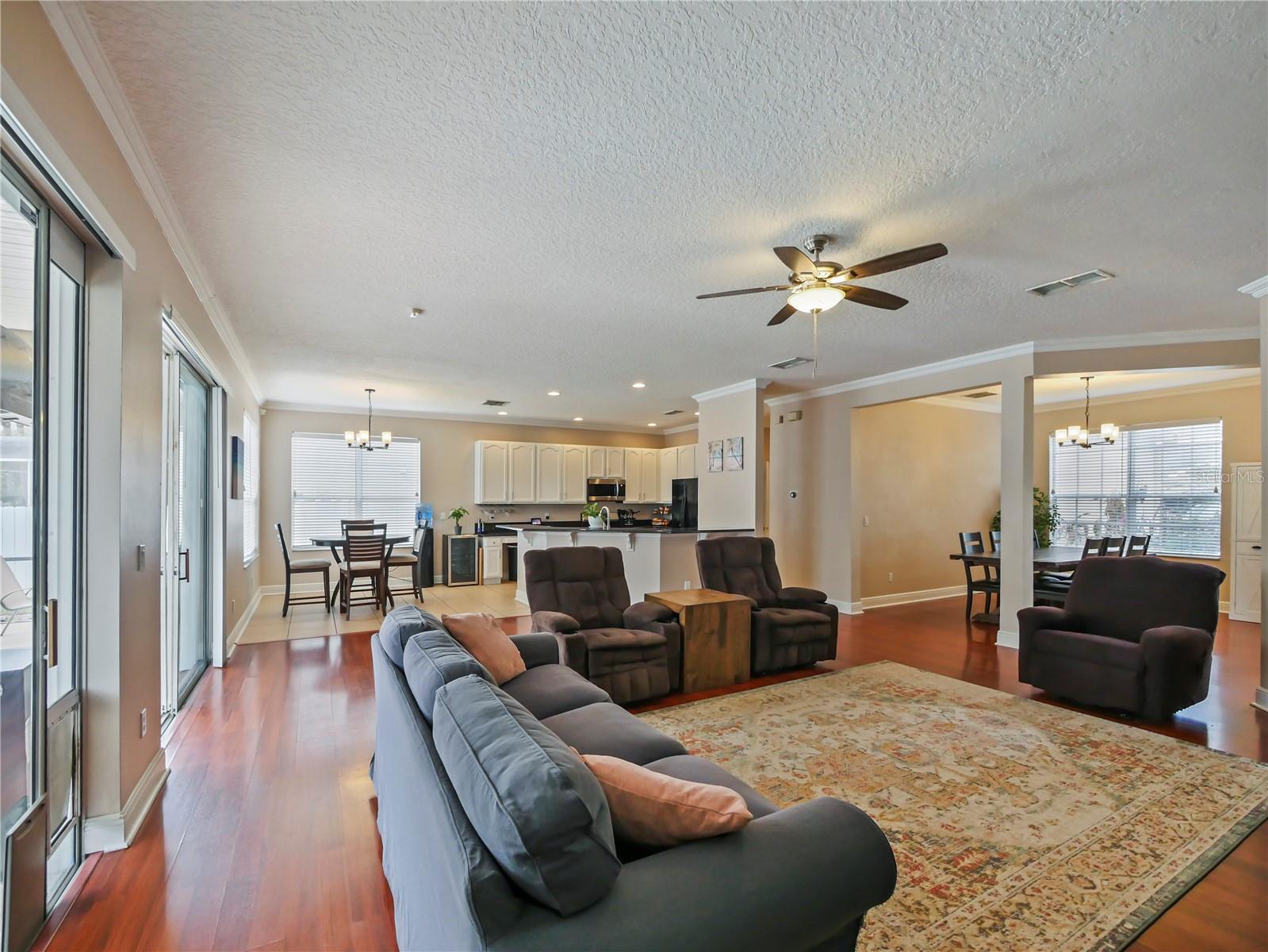 Image 10 of 46 For 2522 Double Tree Place