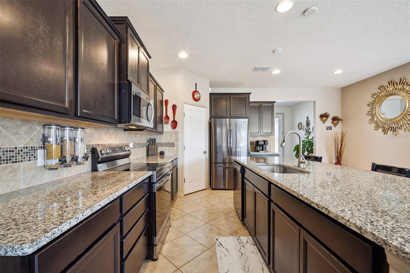 Image 12 of 51 For 8734 Hinsdale Heights Drive