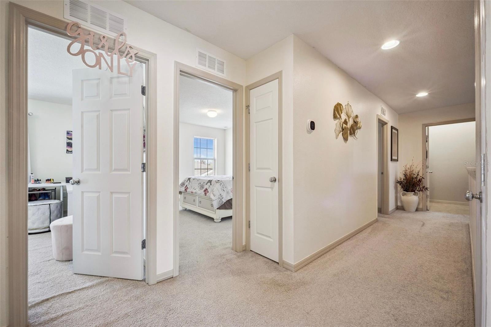 Image 13 of 51 For 8734 Hinsdale Heights Drive