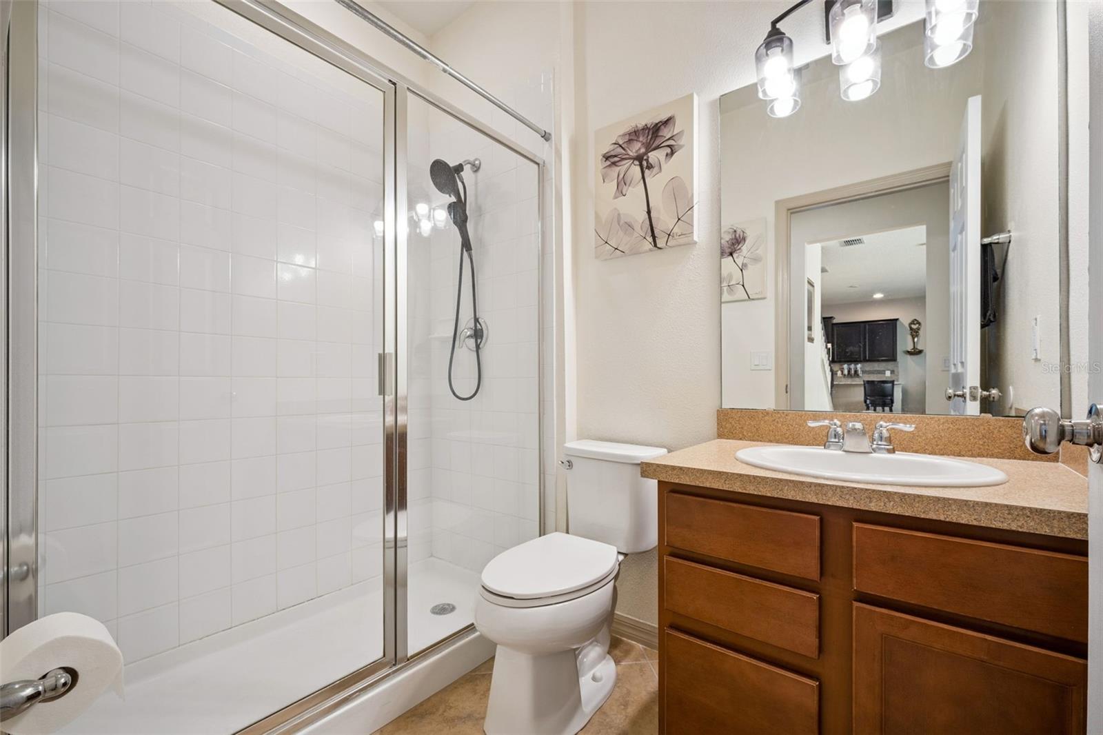 Image 21 of 51 For 8734 Hinsdale Heights Drive