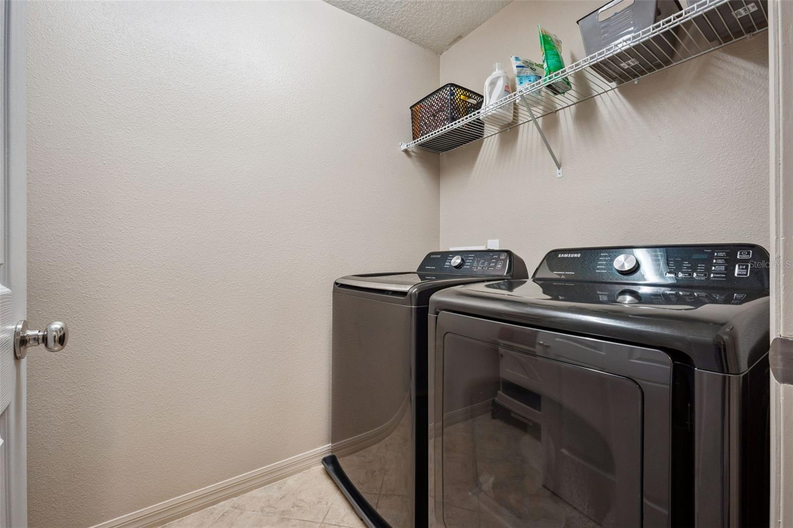 Image 35 of 51 For 8734 Hinsdale Heights Drive