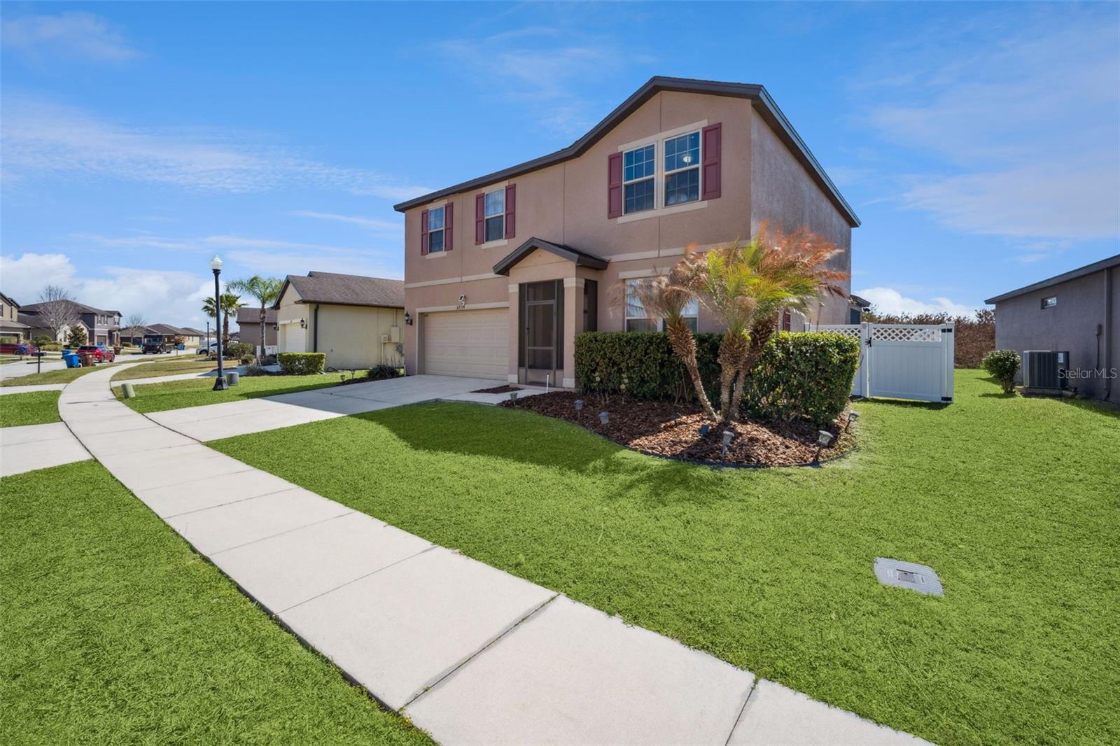 Image 37 of 51 For 8734 Hinsdale Heights Drive