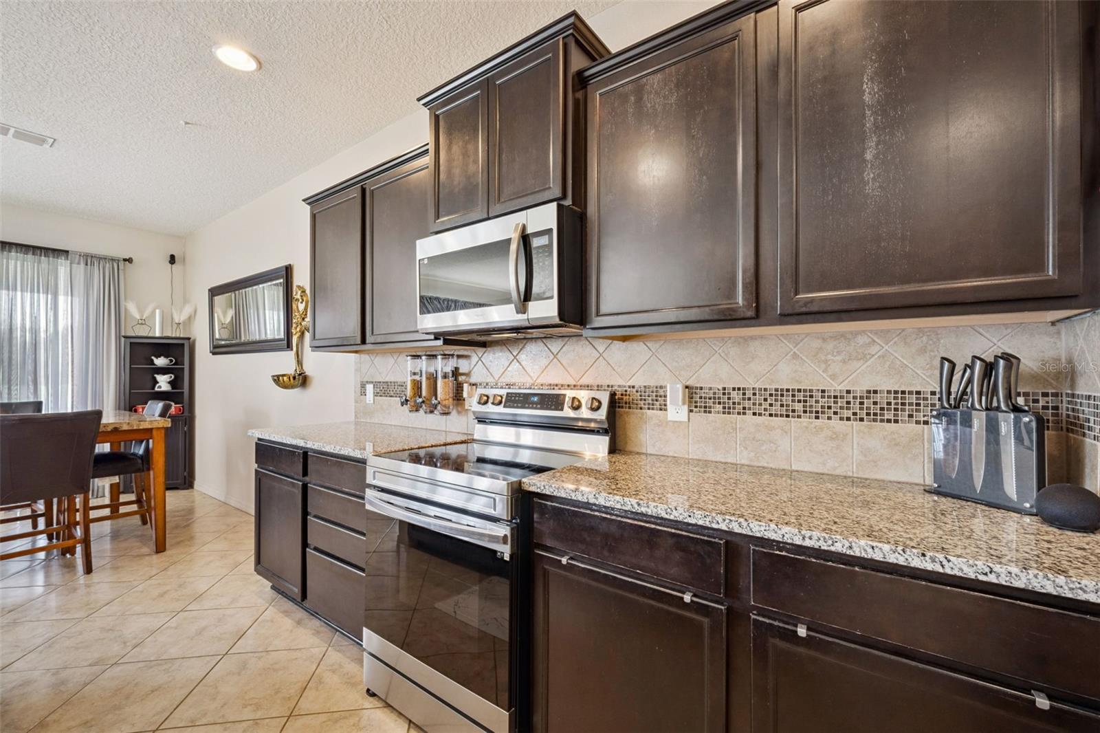 Image 7 of 51 For 8734 Hinsdale Heights Drive