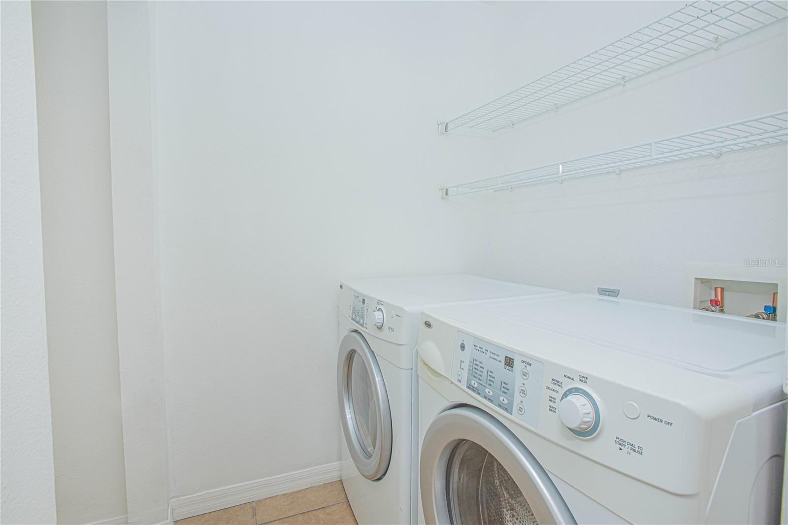 Image 17 of 35 For 6468 Goldenrod Road 34b