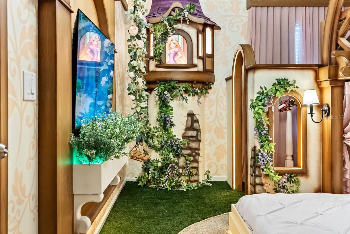 Image 37 of 66 For 9179 Breeze Mist Terrace