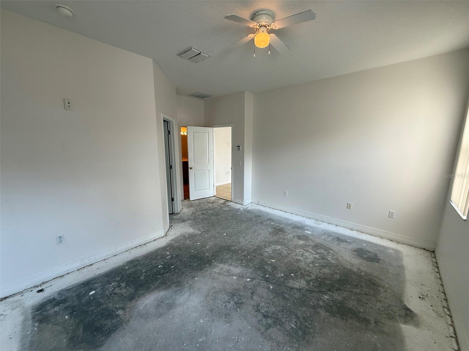 Image 11 of 22 For 454 Janice Kay Place