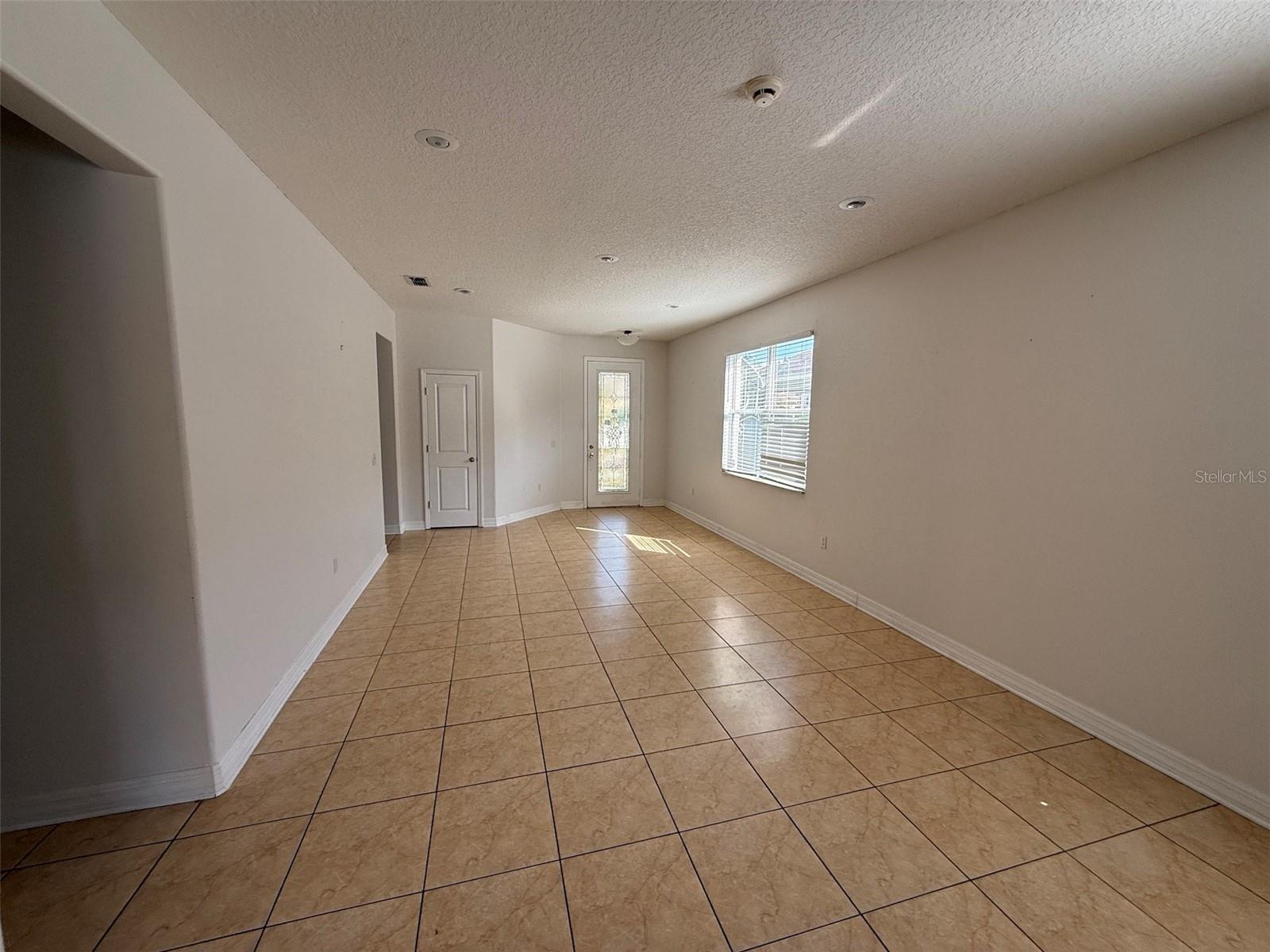 Image 3 of 22 For 454 Janice Kay Place