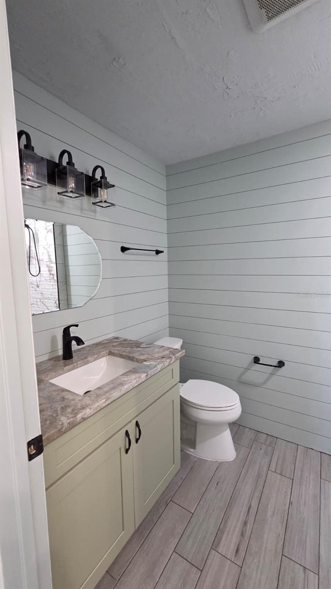 Image 8 of 16 For 4418 1st Avenue