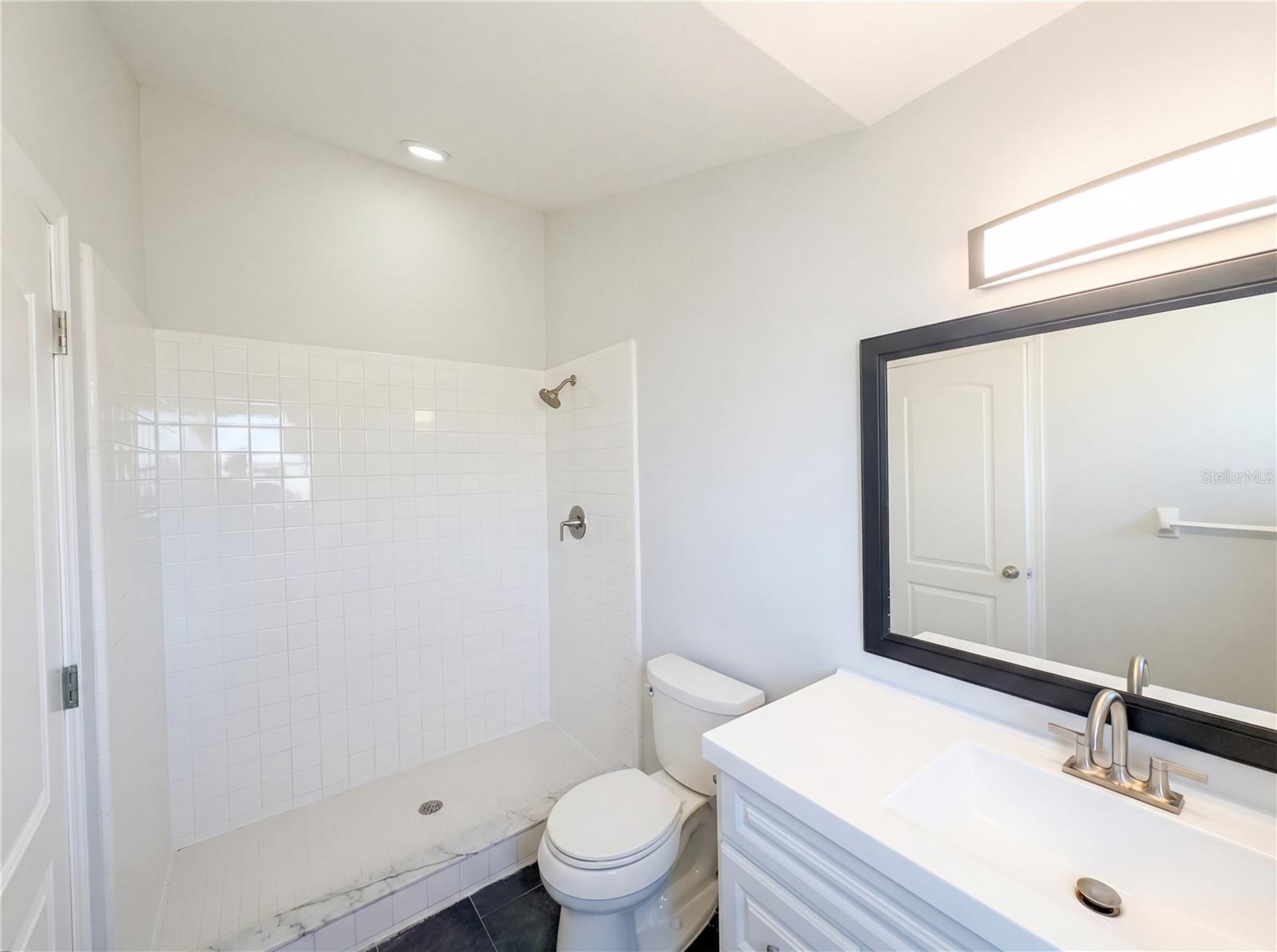 Image 14 of 19 For 166 Greenwich Street