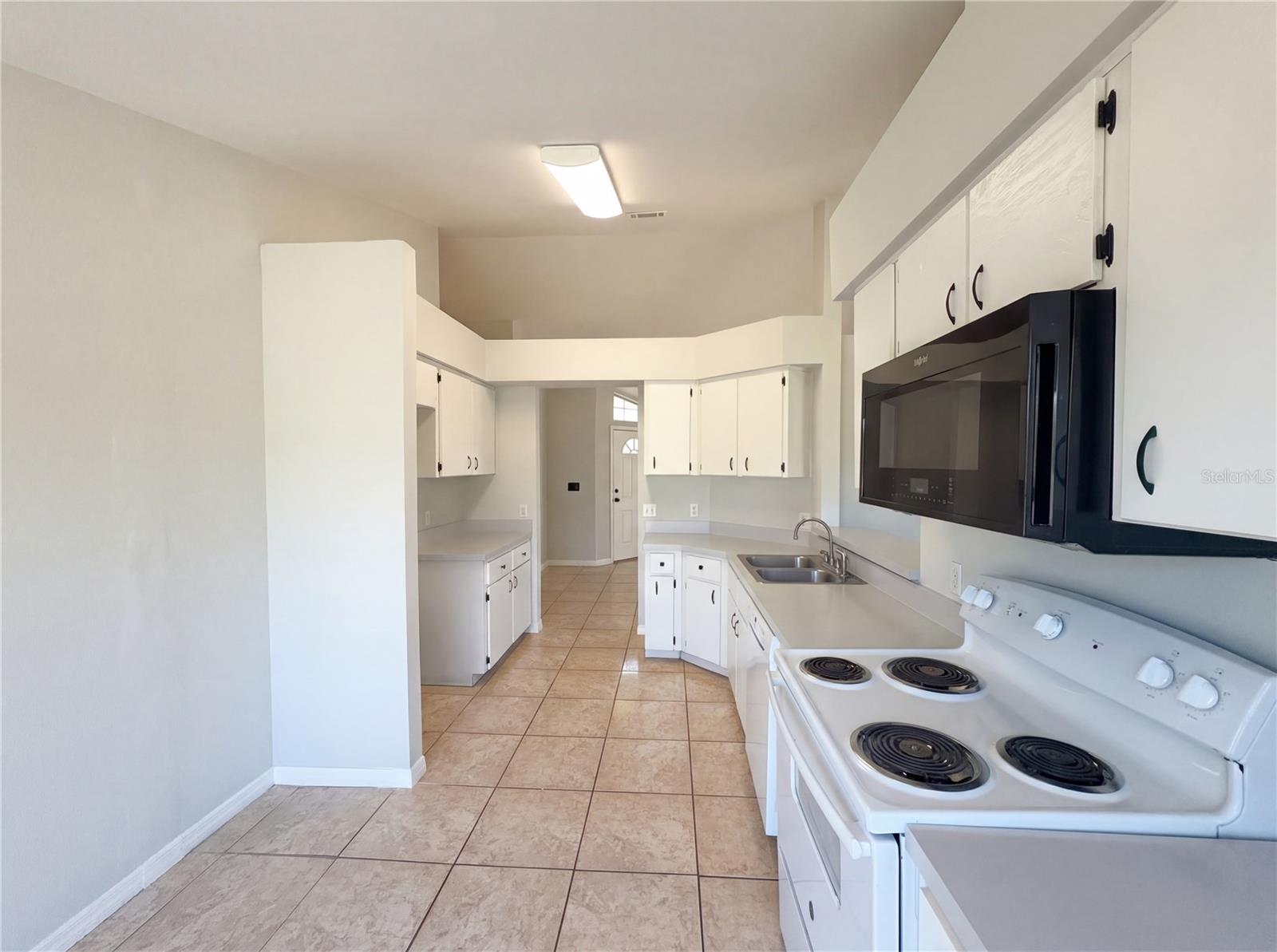 Image 2 of 19 For 166 Greenwich Street