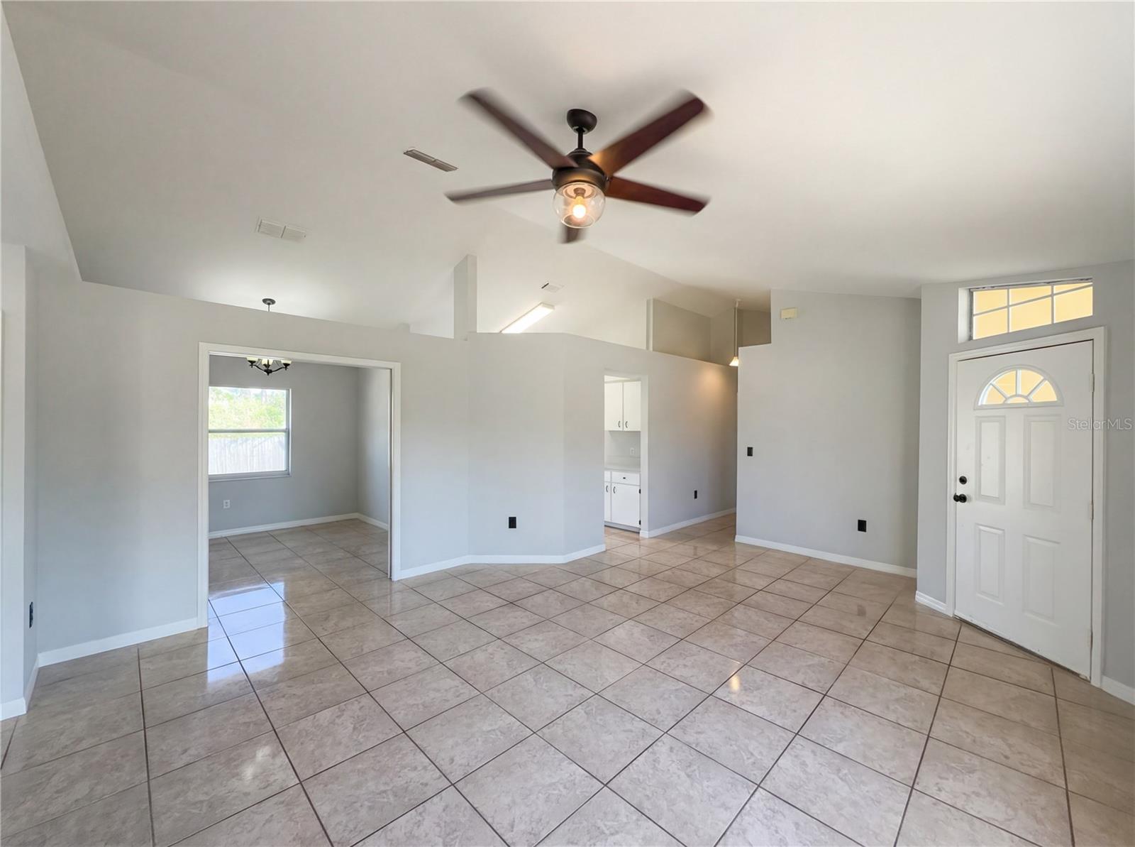 Image 7 of 19 For 166 Greenwich Street