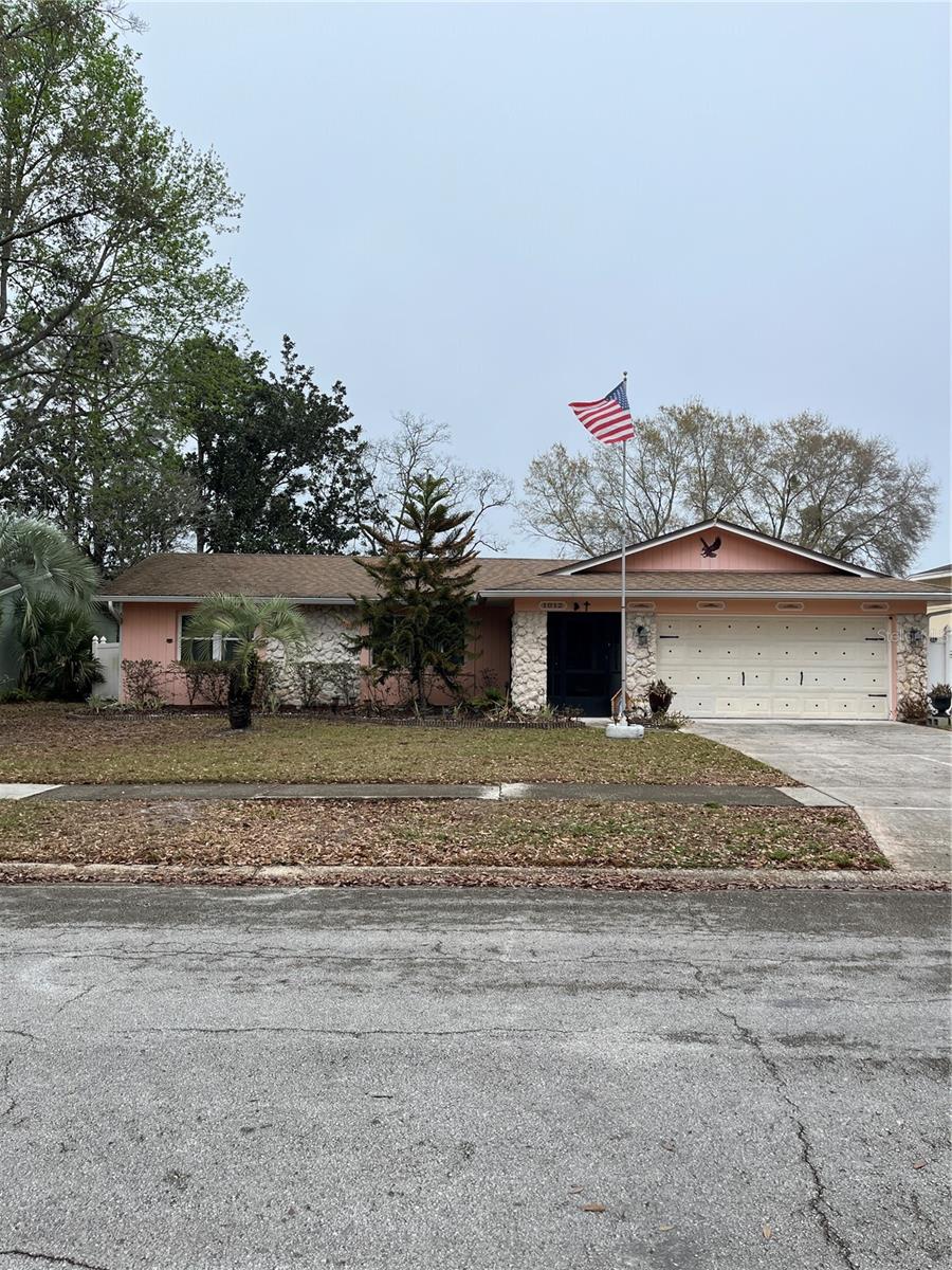 Image 2 of 9 For 1012 Forest Circle