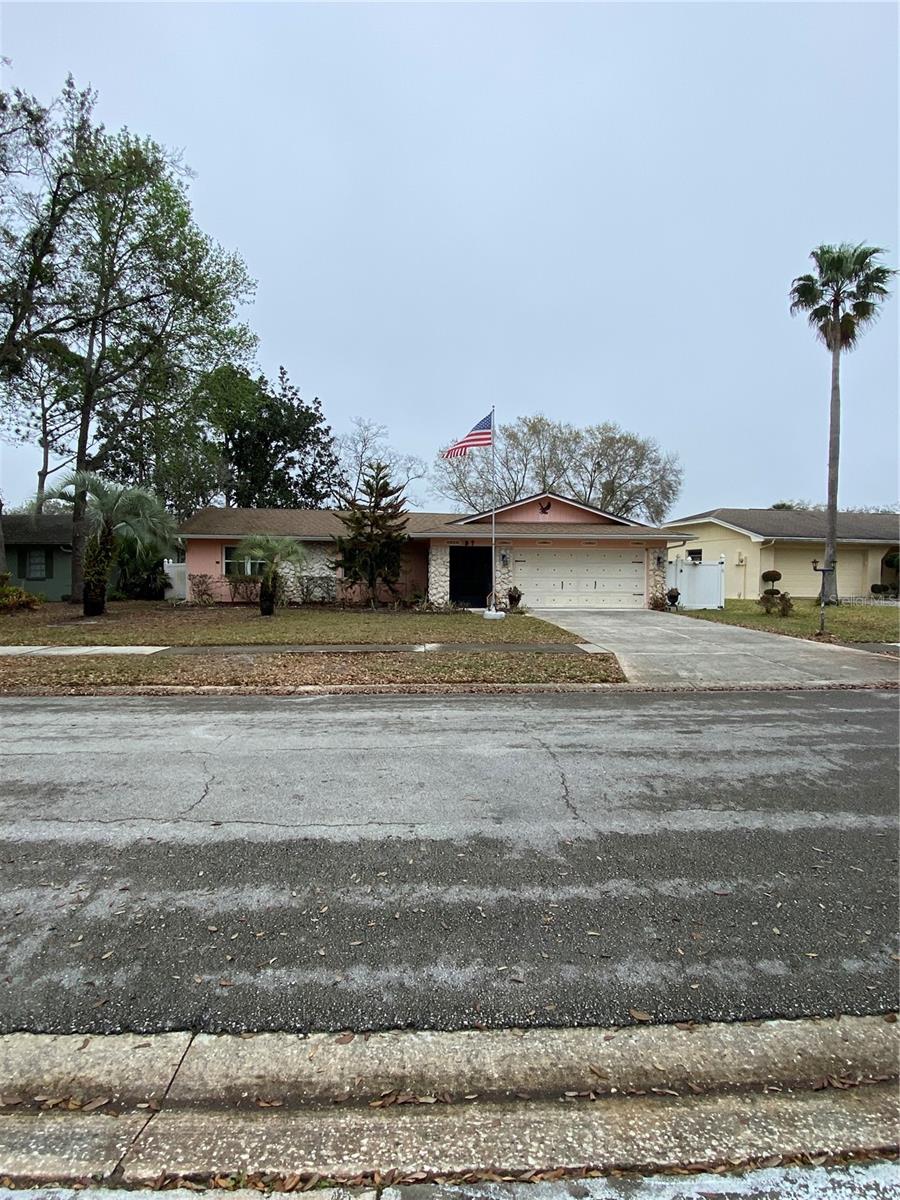 Image 6 of 9 For 1012 Forest Circle