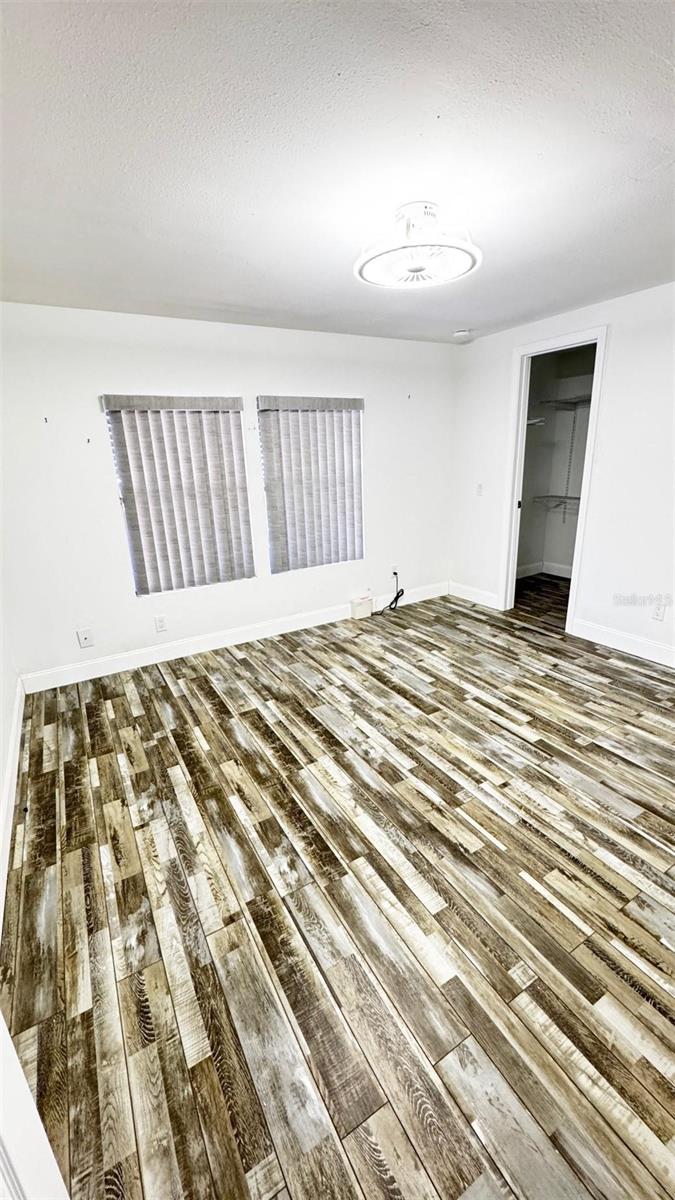 Image 29 of 34 For 3401 Wax Myrtle Circle 1745