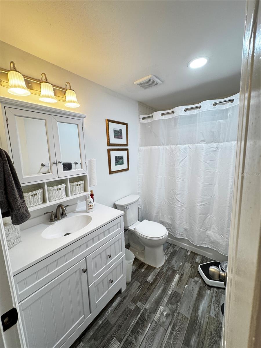 Image 6 of 34 For 3401 Wax Myrtle Circle 1745