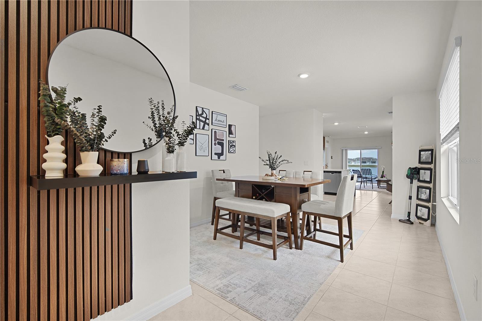 Image 12 of 38 For 1749 Southfork Drive