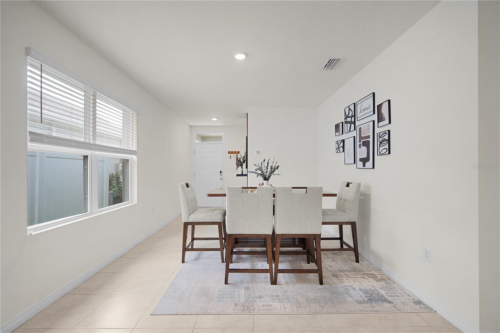 Image 17 of 38 For 1749 Southfork Drive