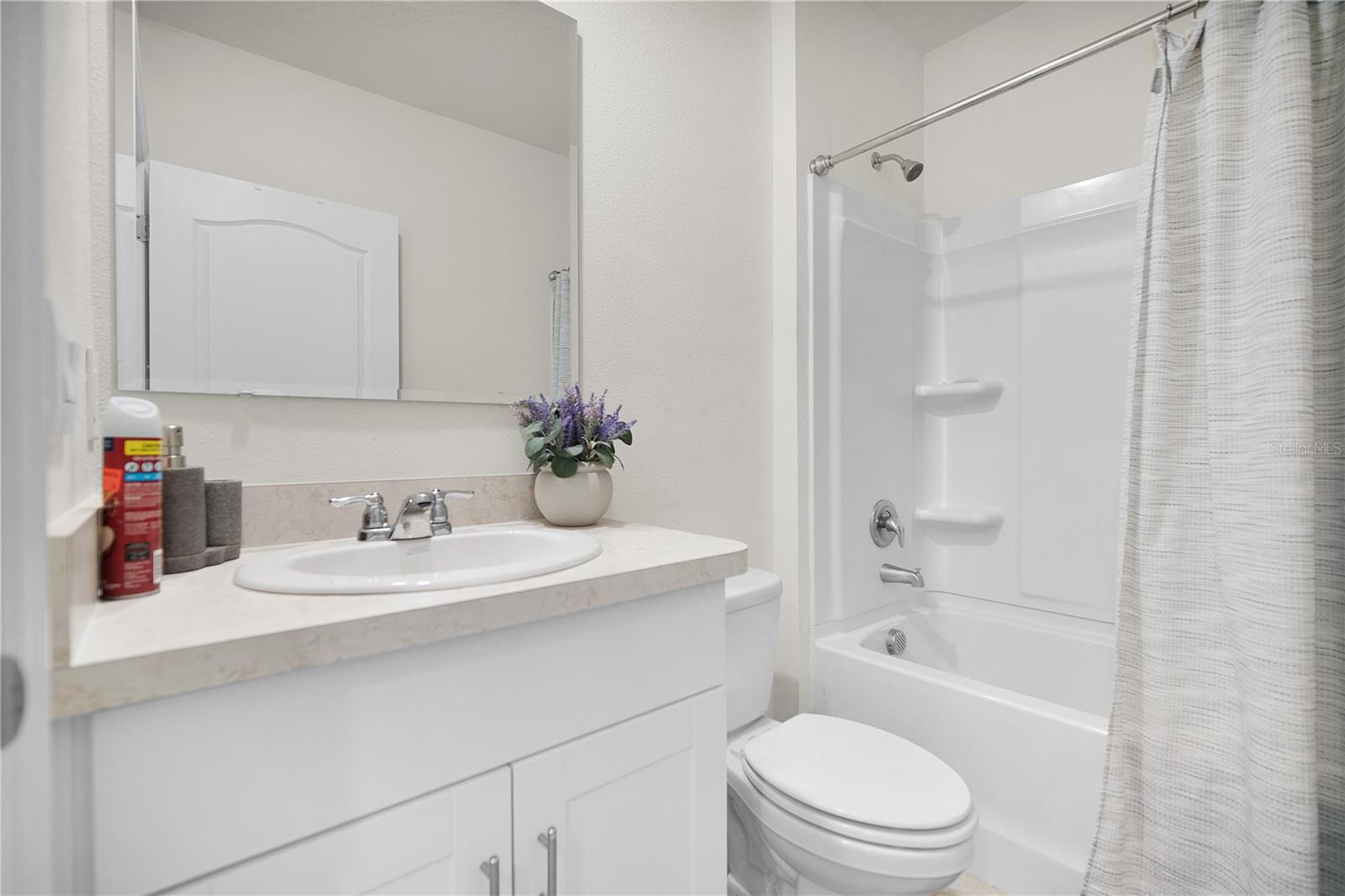 Image 18 of 38 For 1749 Southfork Drive