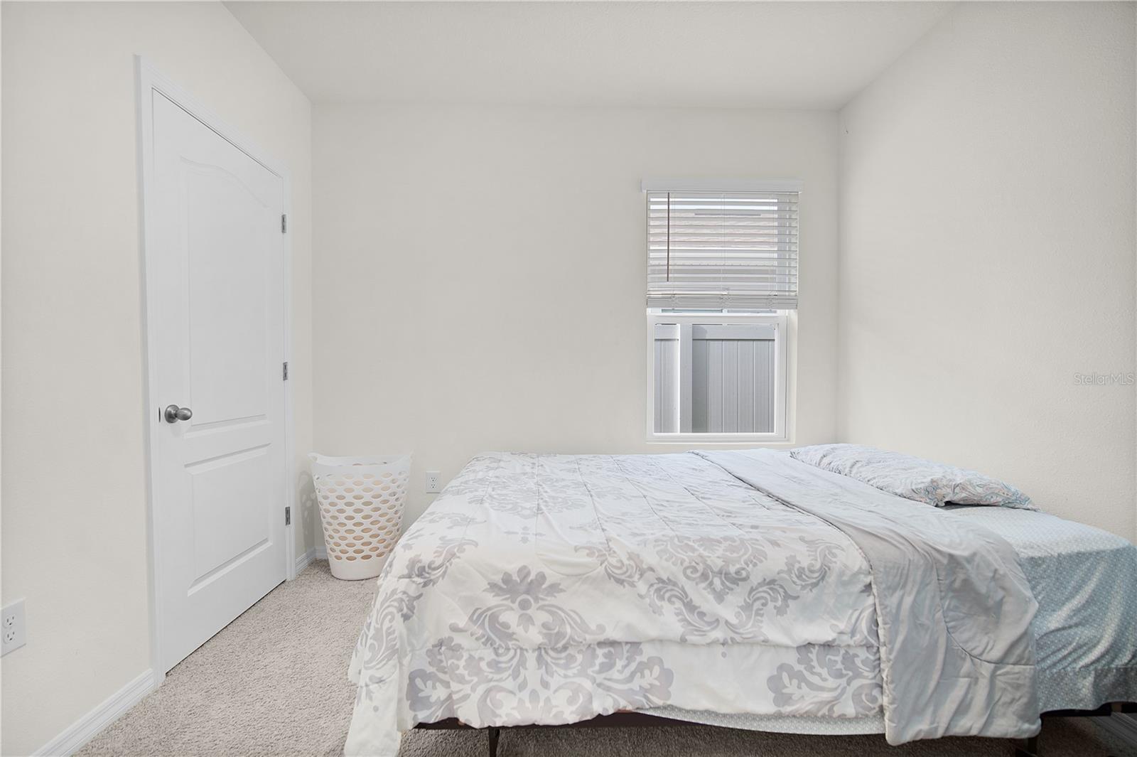 Image 22 of 38 For 1749 Southfork Drive