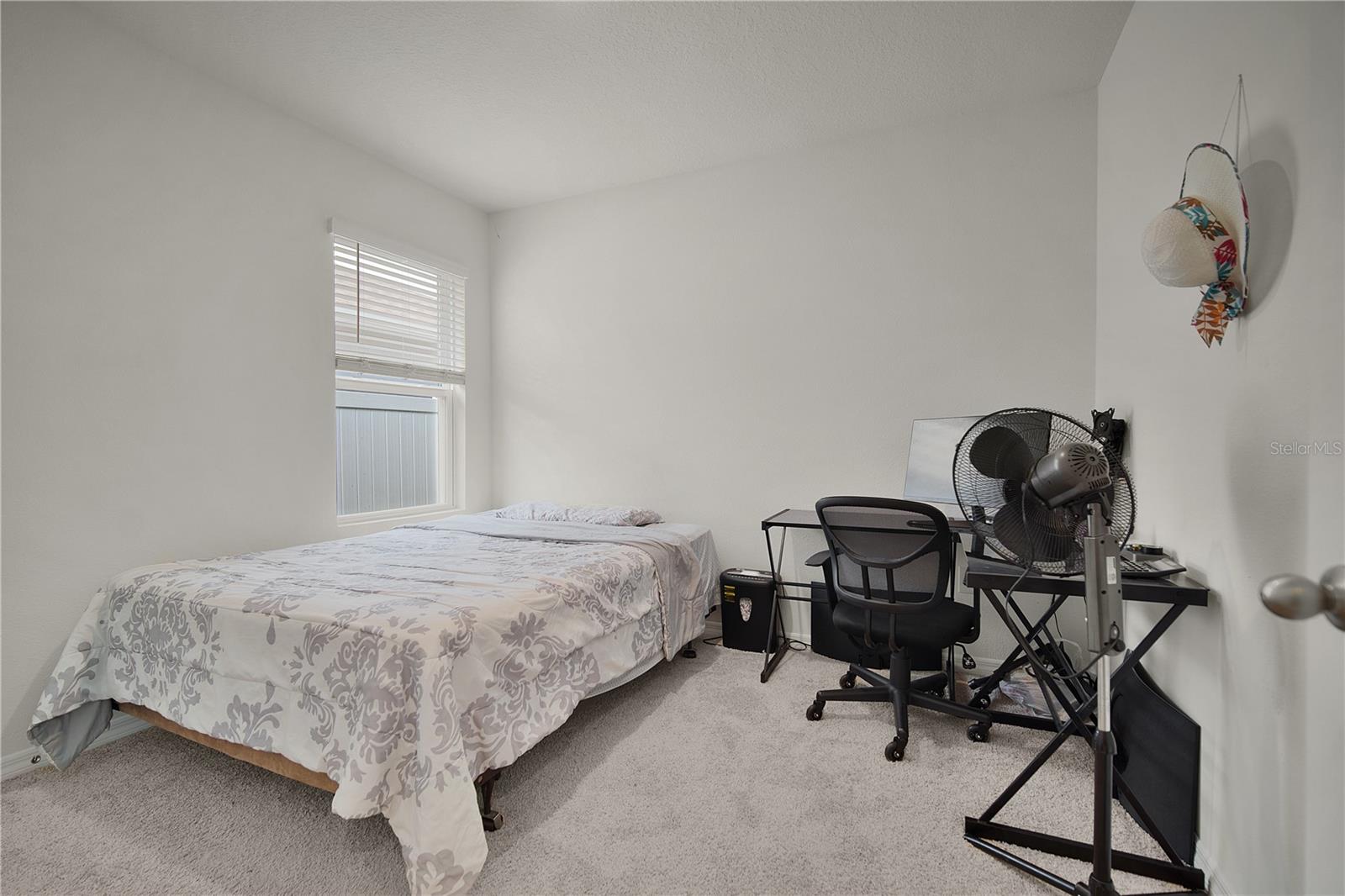 Image 23 of 38 For 1749 Southfork Drive