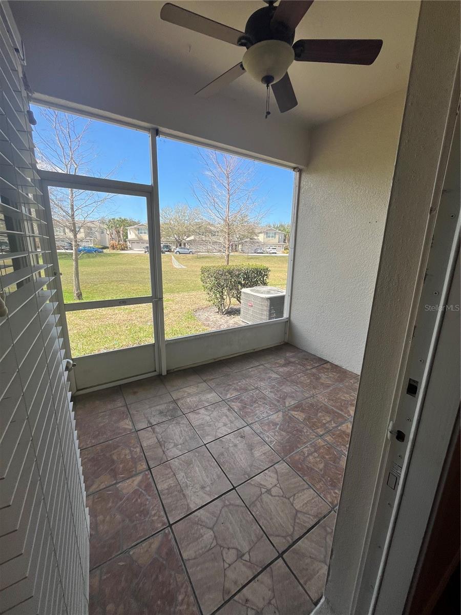 Image 18 of 25 For 1366 Priory Circle 8