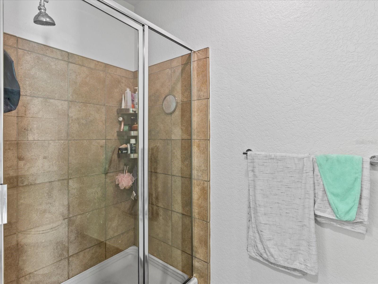 Image 13 of 38 For 150 Robinson Street 2906