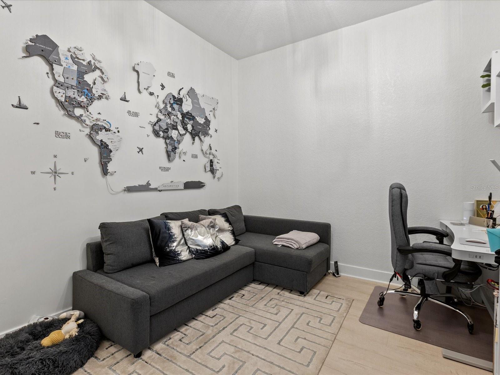 Image 18 of 38 For 150 Robinson Street 2906