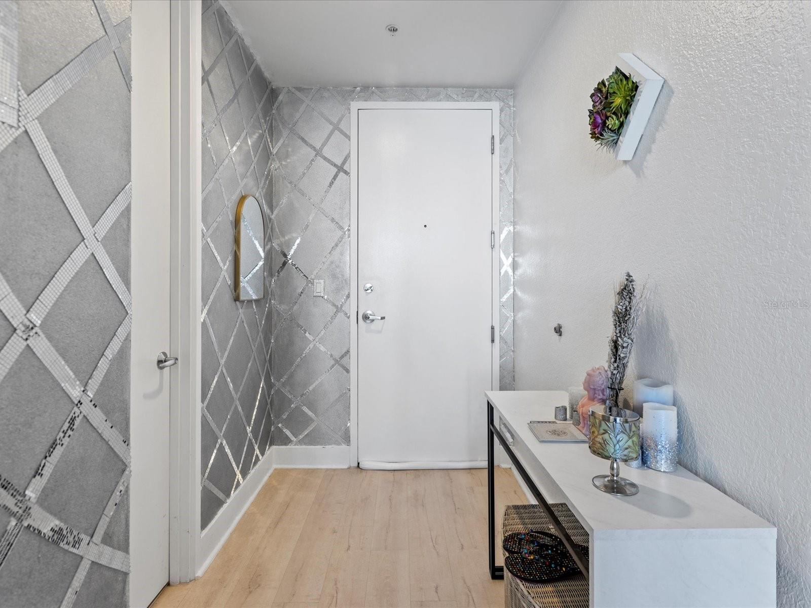 Image 2 of 38 For 150 Robinson Street 2906