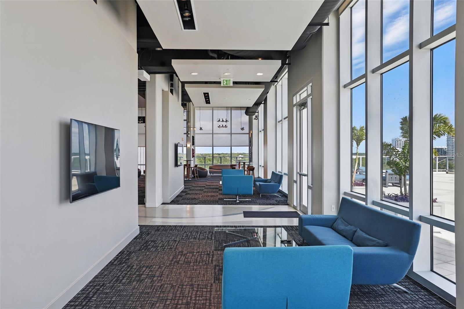 Image 30 of 38 For 150 Robinson Street 2906