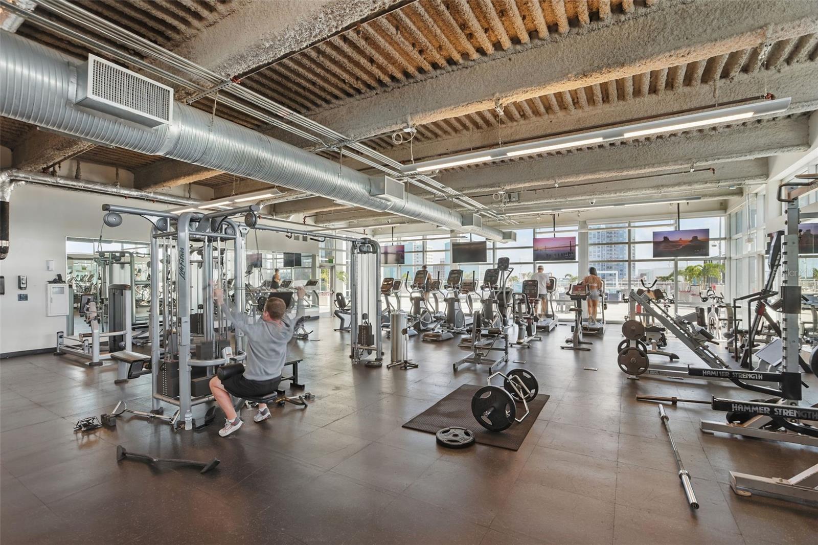 Image 36 of 38 For 150 Robinson Street 2906