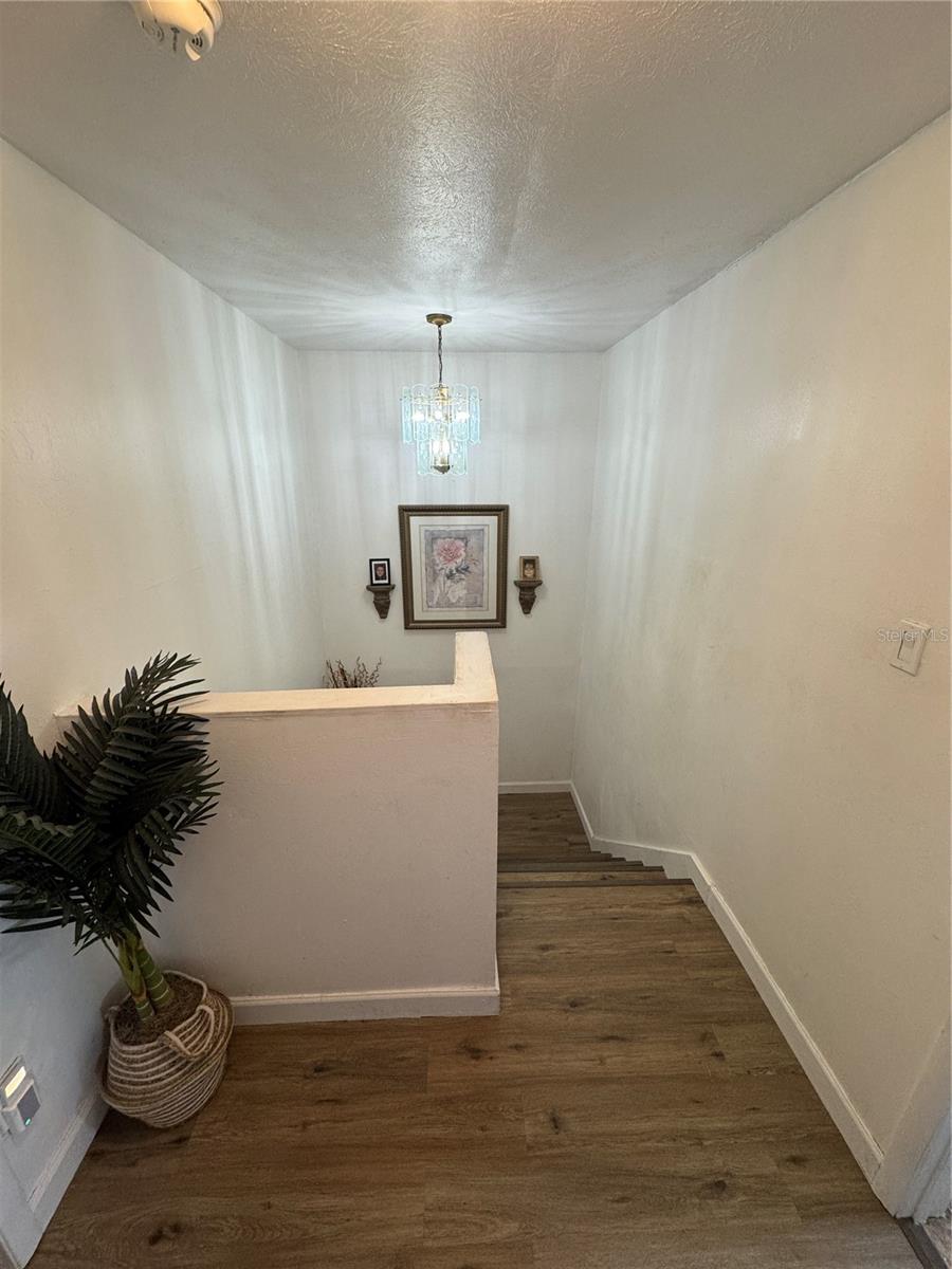 Image 12 of 22 For 1836 Warringwood Drive B4