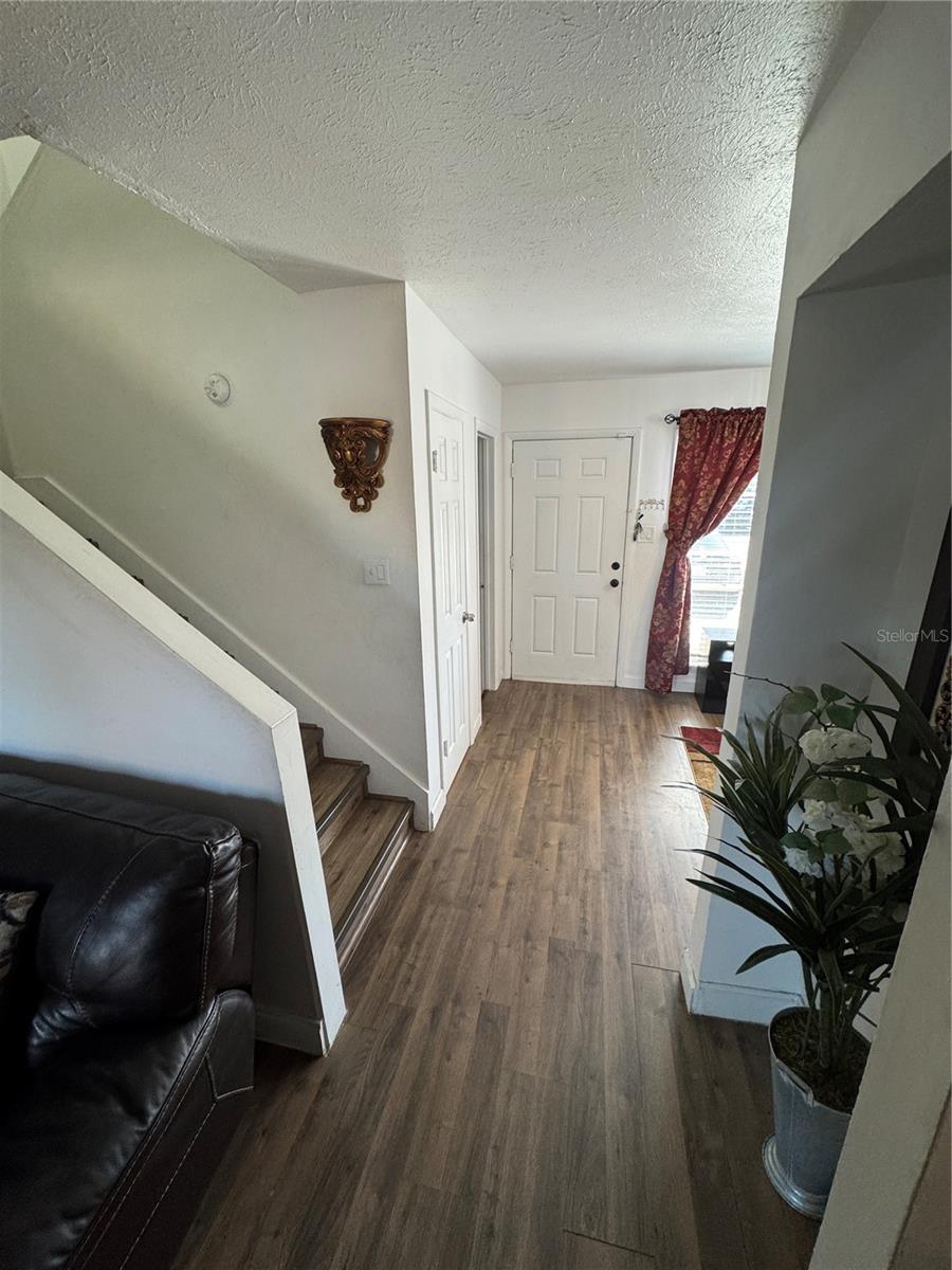 Image 2 of 22 For 1836 Warringwood Drive B4