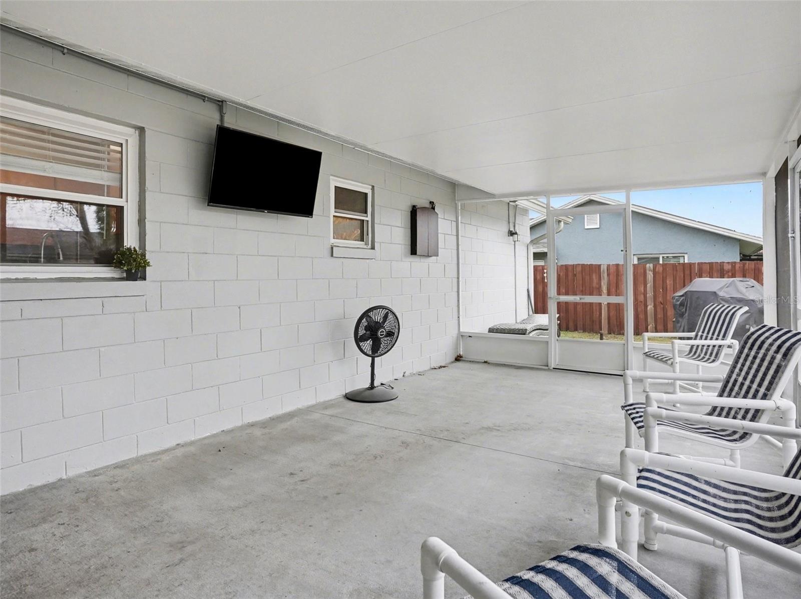 Image 27 of 37 For 2327 Greenbush Court