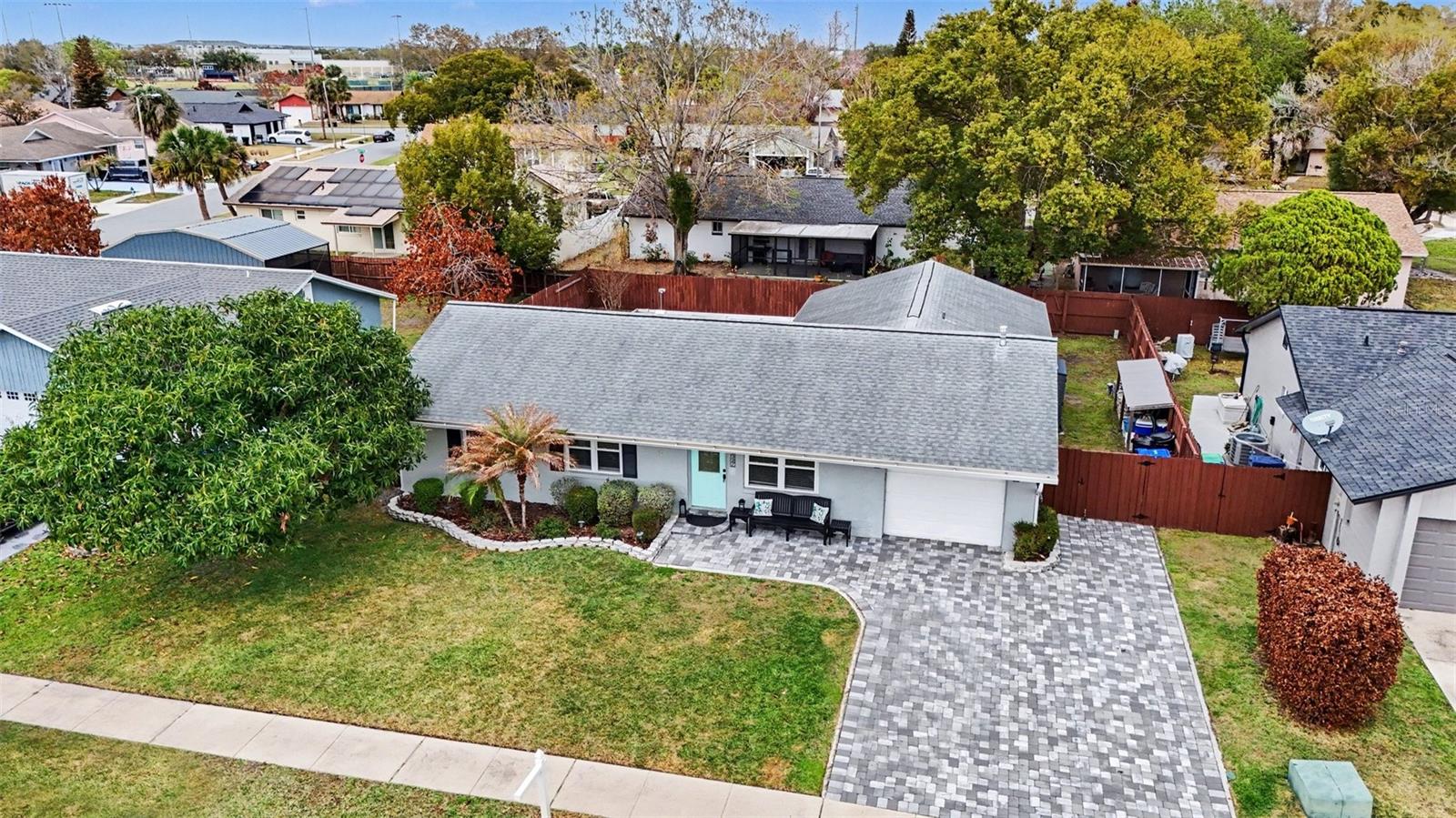 Image 5 of 37 For 2327 Greenbush Court