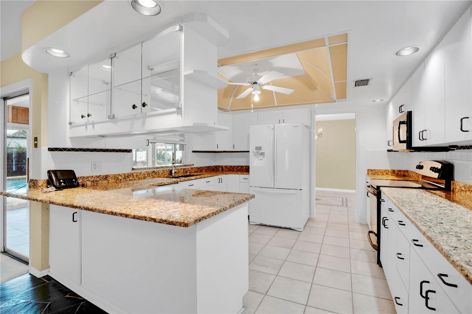 Image 12 of 49 For 4210 Stonewall Drive