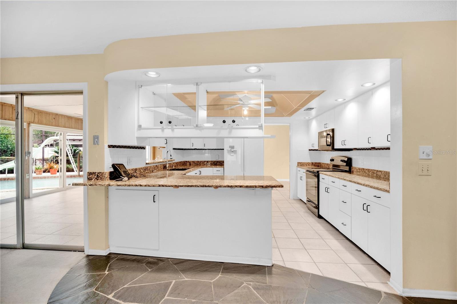 Image 13 of 49 For 4210 Stonewall Drive