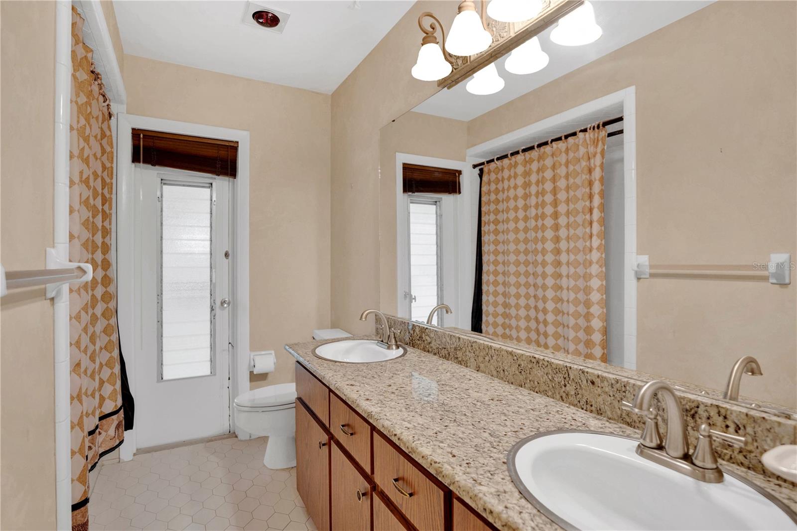 Image 27 of 49 For 4210 Stonewall Drive