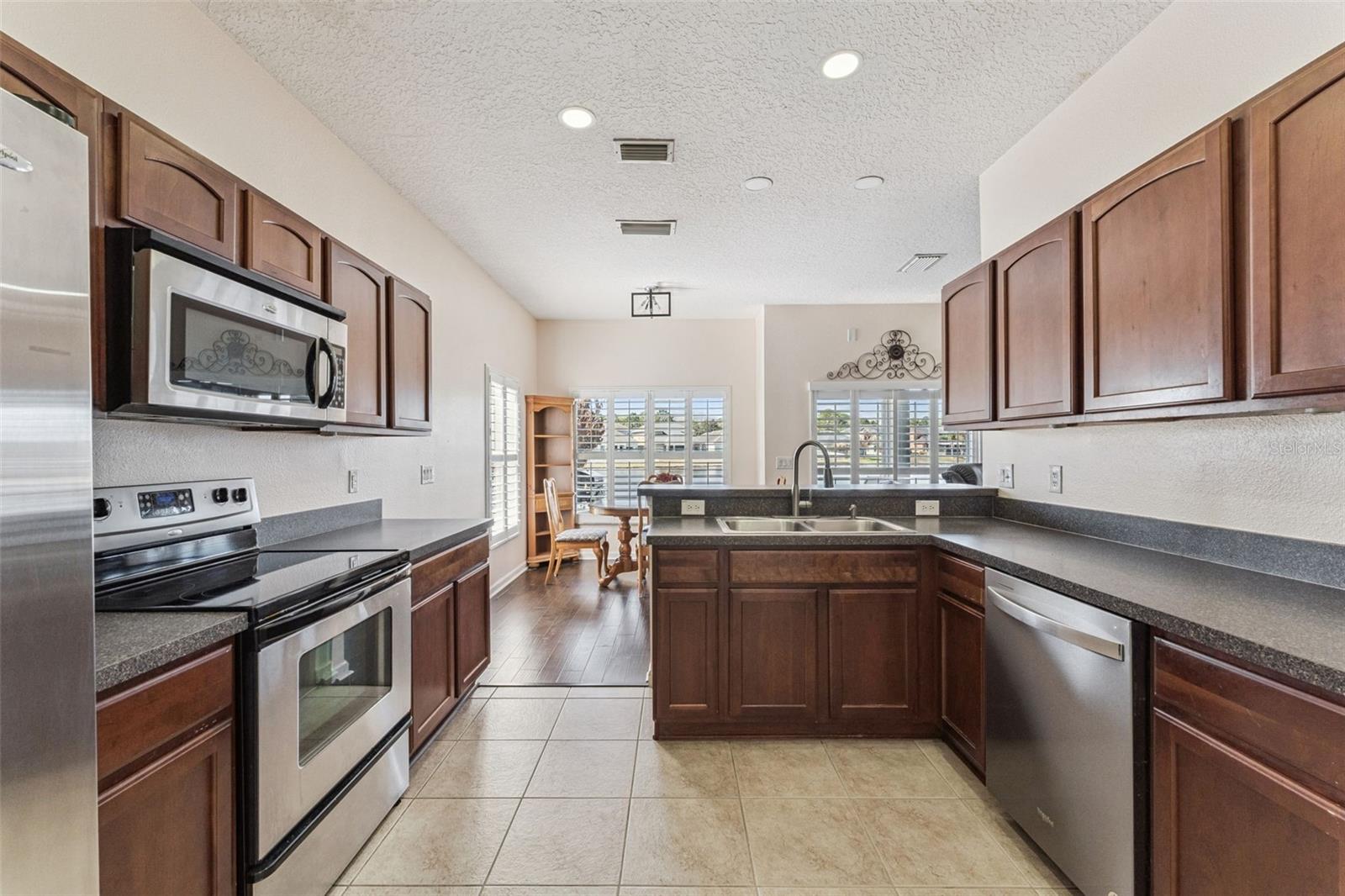 Image 11 of 49 For 10617 Willow Ridge Loop