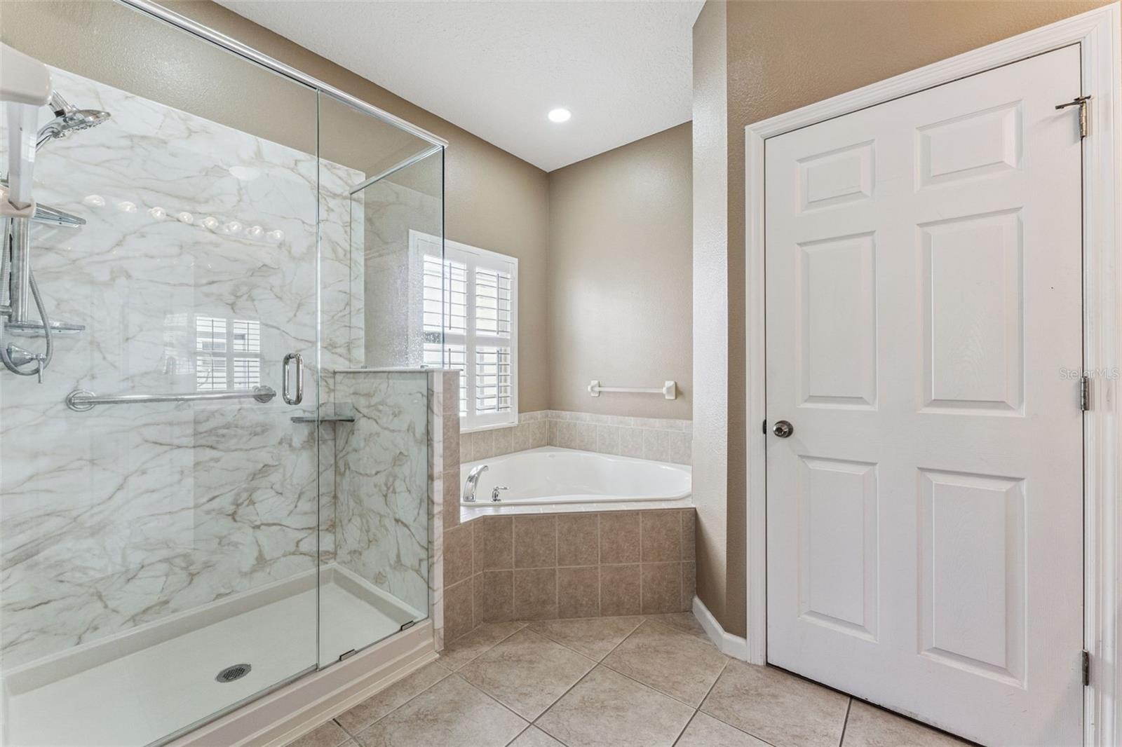 Image 23 of 49 For 10617 Willow Ridge Loop