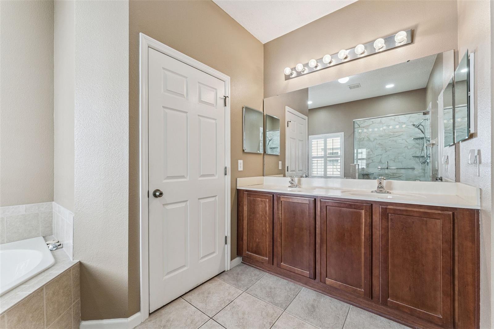 Image 24 of 49 For 10617 Willow Ridge Loop