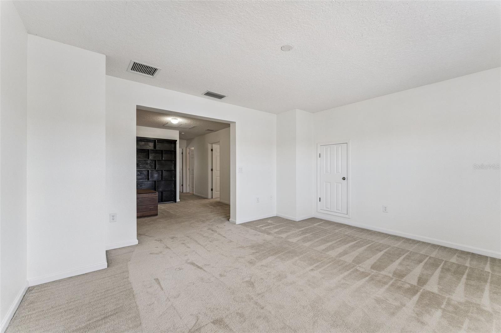 Image 28 of 49 For 10617 Willow Ridge Loop