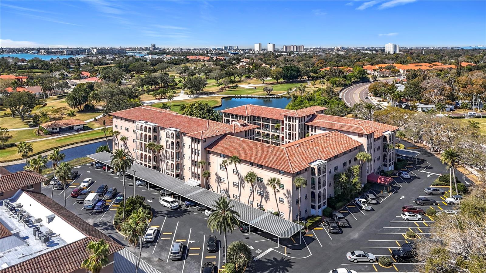 Image 15 of 50 For 6150 Gulfport Boulevard S 304