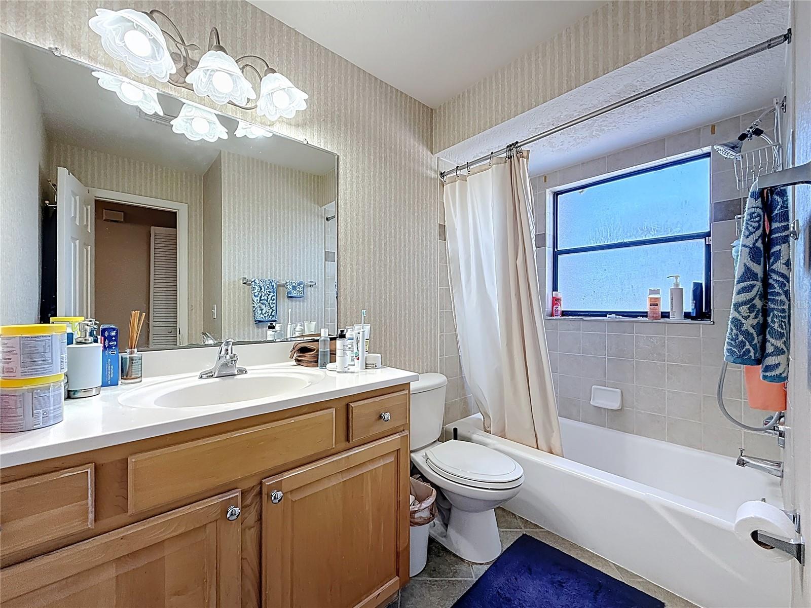 Image 36 of 50 For 6150 Gulfport Boulevard S 304