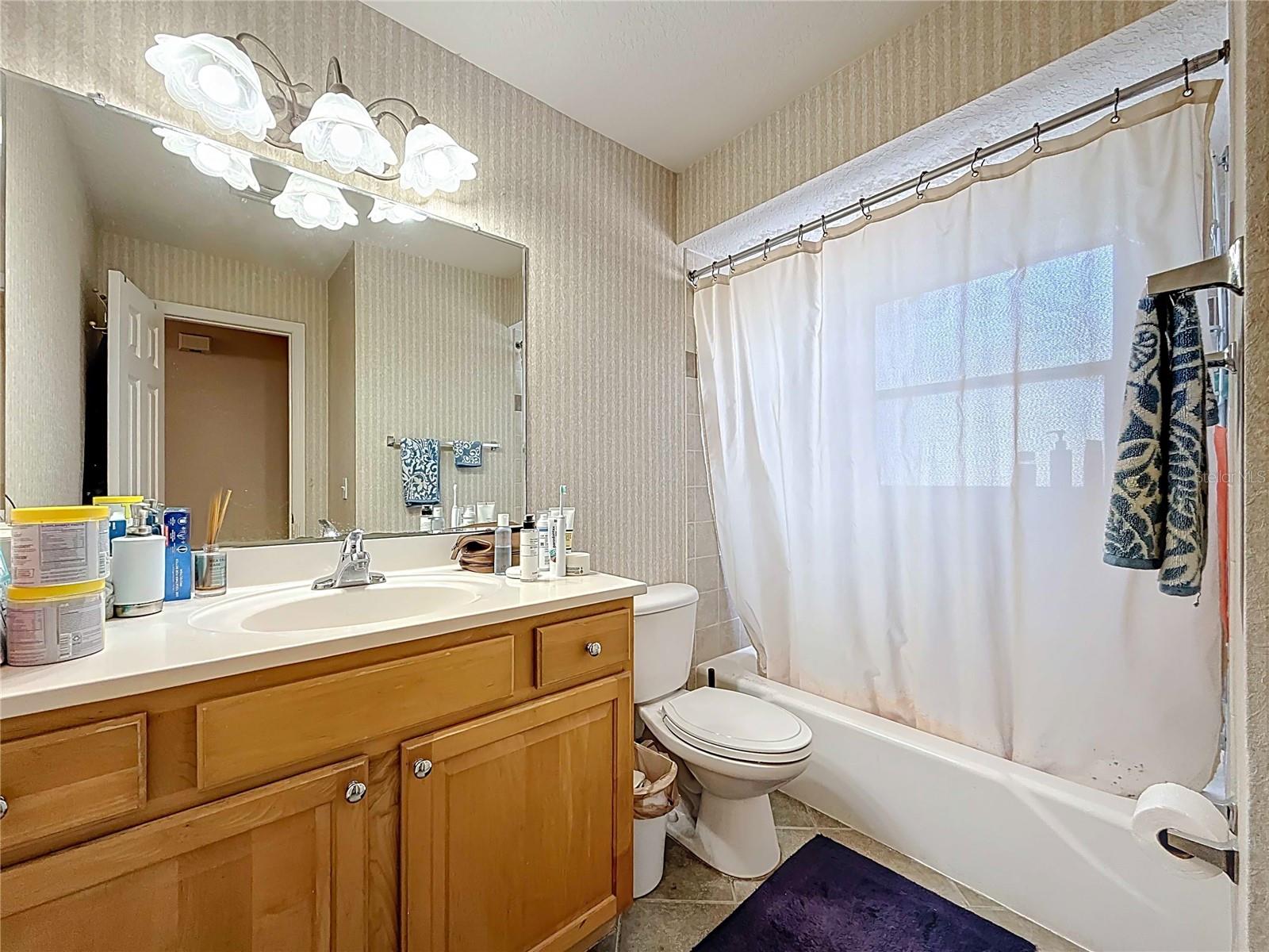 Image 8 of 50 For 6150 Gulfport Boulevard S 304