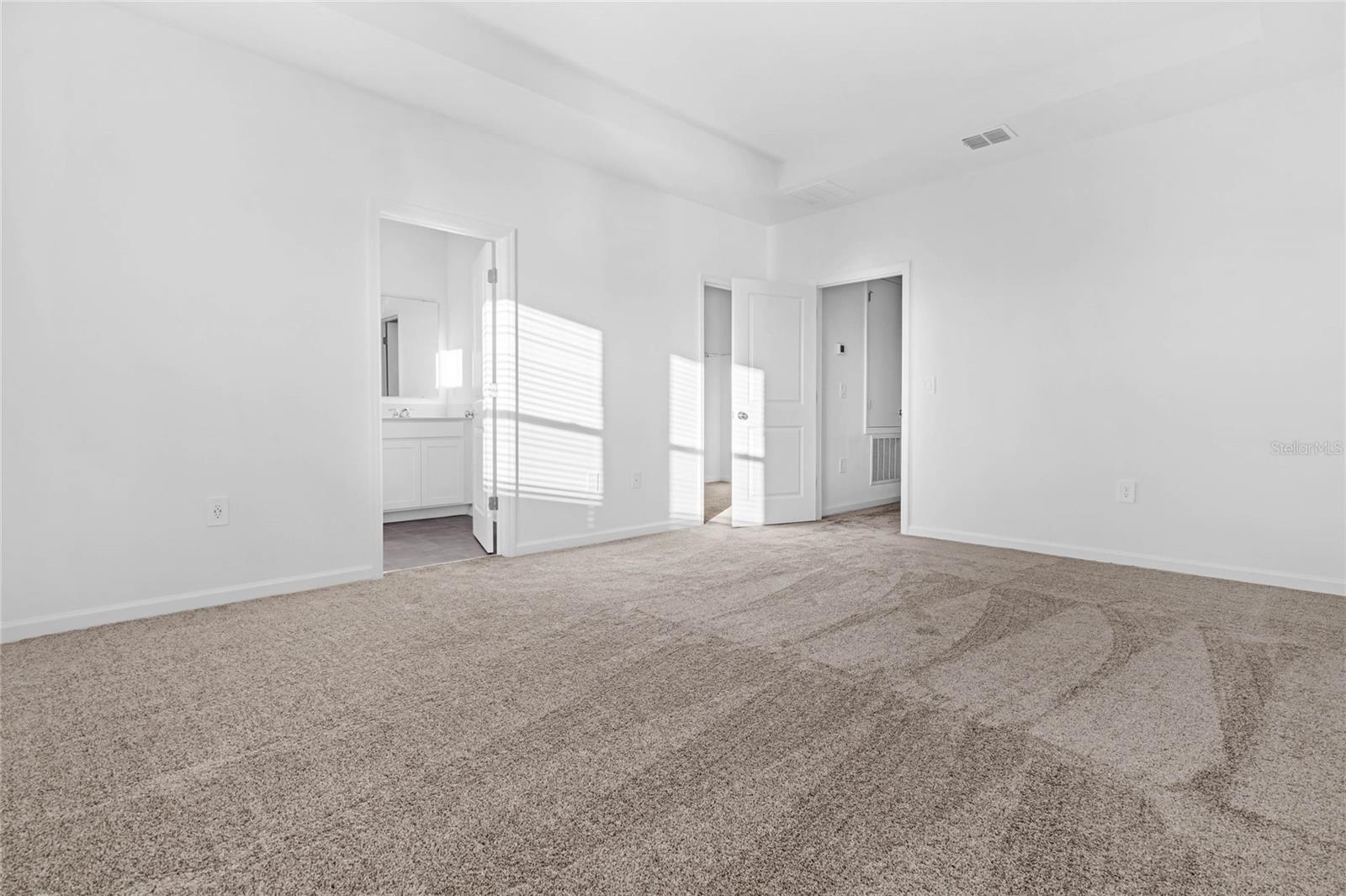 Image 18 of 23 For 2788 Pierr Street